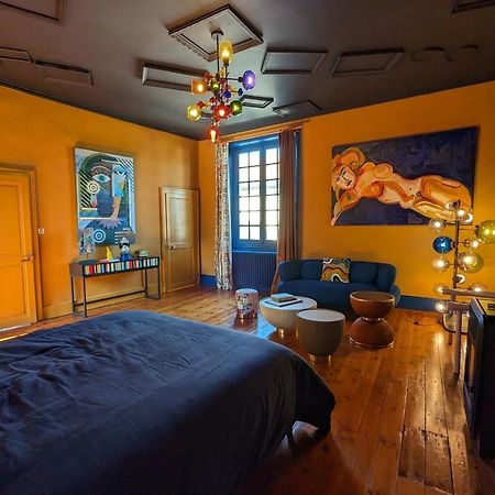 Bed and Breakfast Manoir Des Arts Confolens Exterior foto
